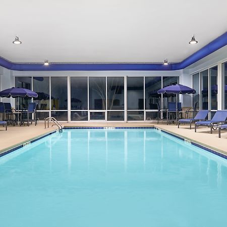 Holiday Inn Express & Suites I-26 & Us 29 At Westgate Mall By Ihg Spartanburg Ngoại thất bức ảnh