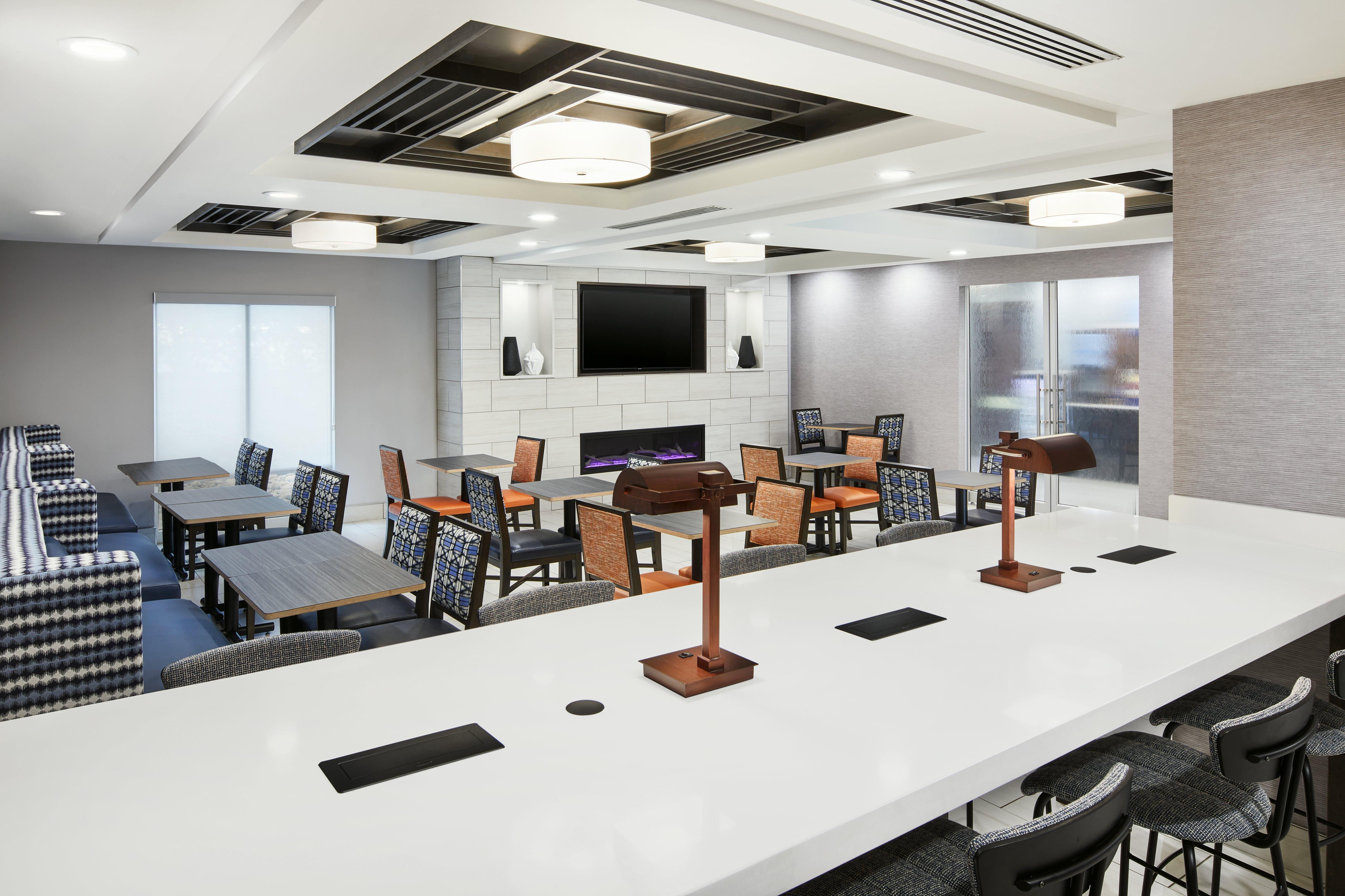 Holiday Inn Express & Suites I-26 & Us 29 At Westgate Mall By Ihg Spartanburg Ngoại thất bức ảnh