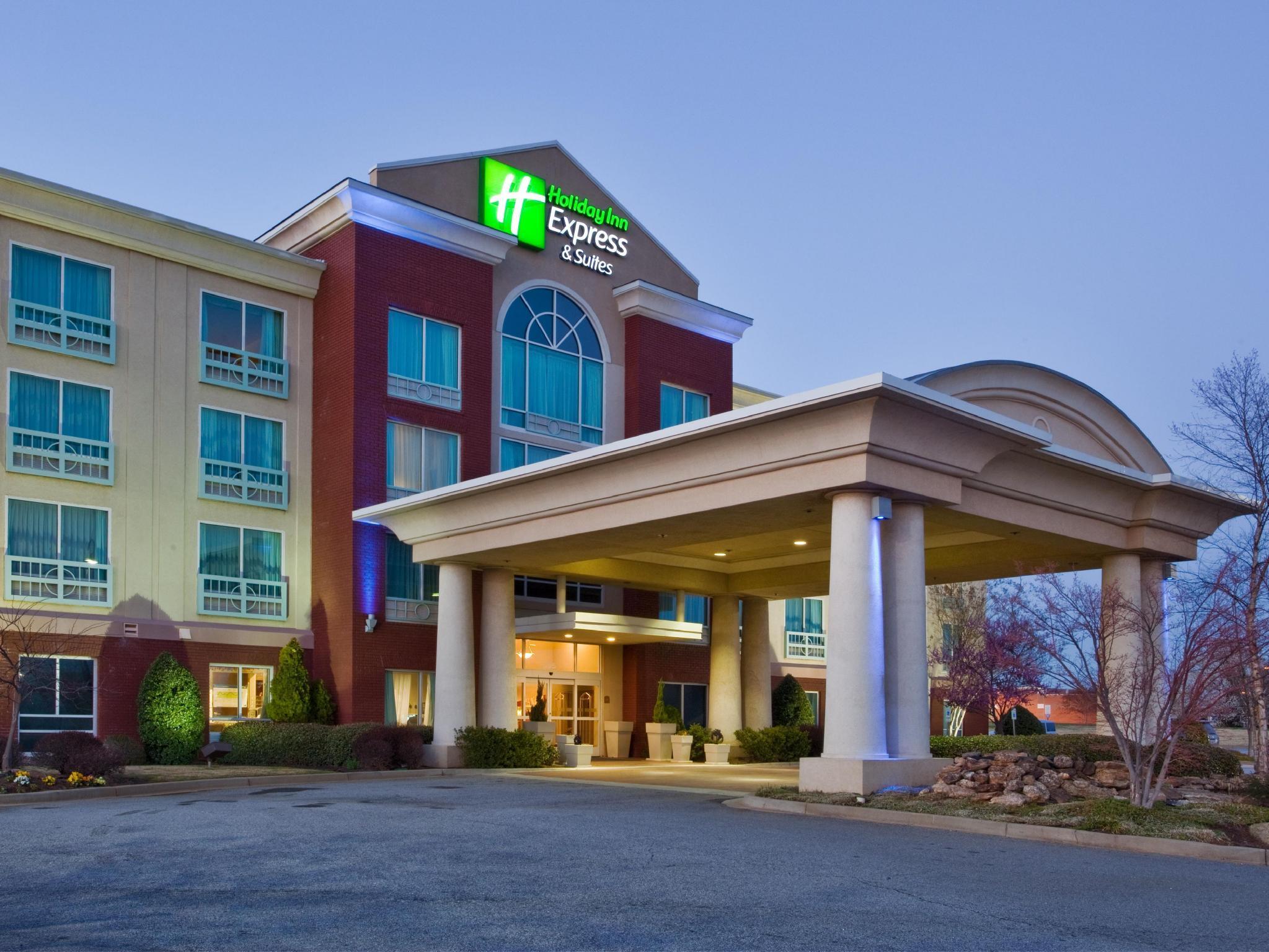 Holiday Inn Express & Suites I-26 & Us 29 At Westgate Mall By Ihg Spartanburg Ngoại thất bức ảnh