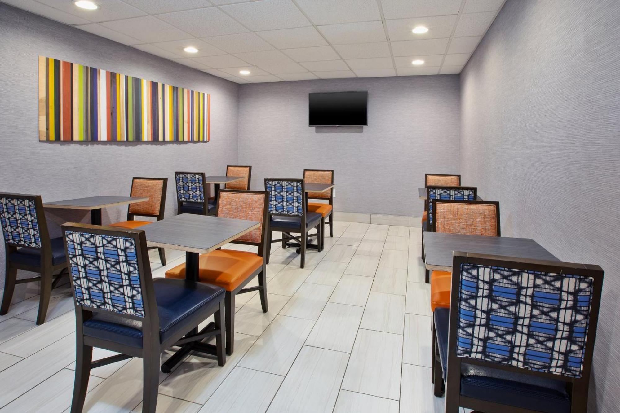 Holiday Inn Express & Suites I-26 & Us 29 At Westgate Mall By Ihg Spartanburg Ngoại thất bức ảnh