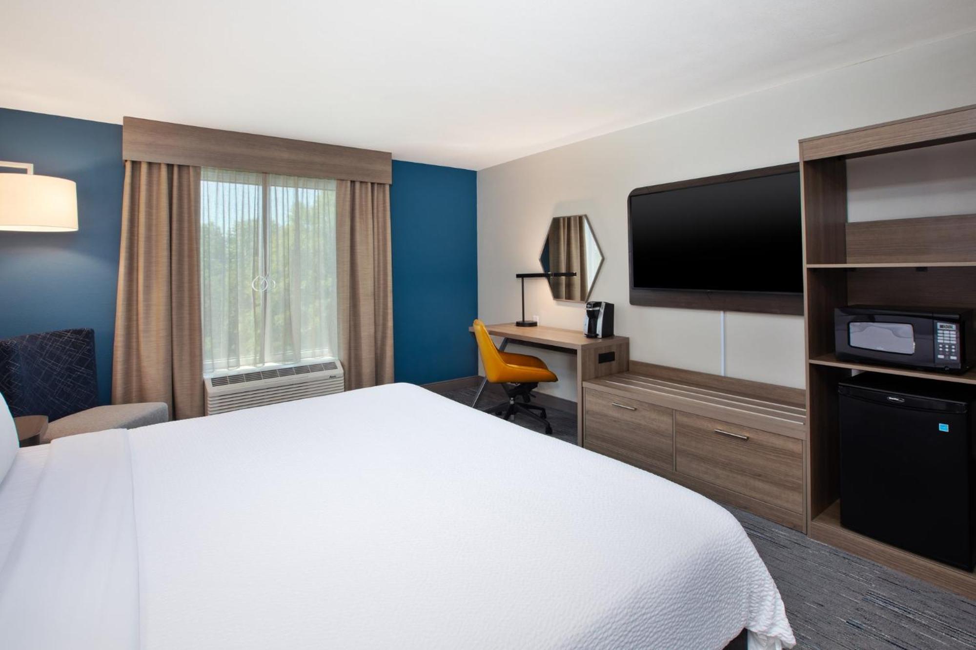 Holiday Inn Express & Suites I-26 & Us 29 At Westgate Mall By Ihg Spartanburg Ngoại thất bức ảnh
