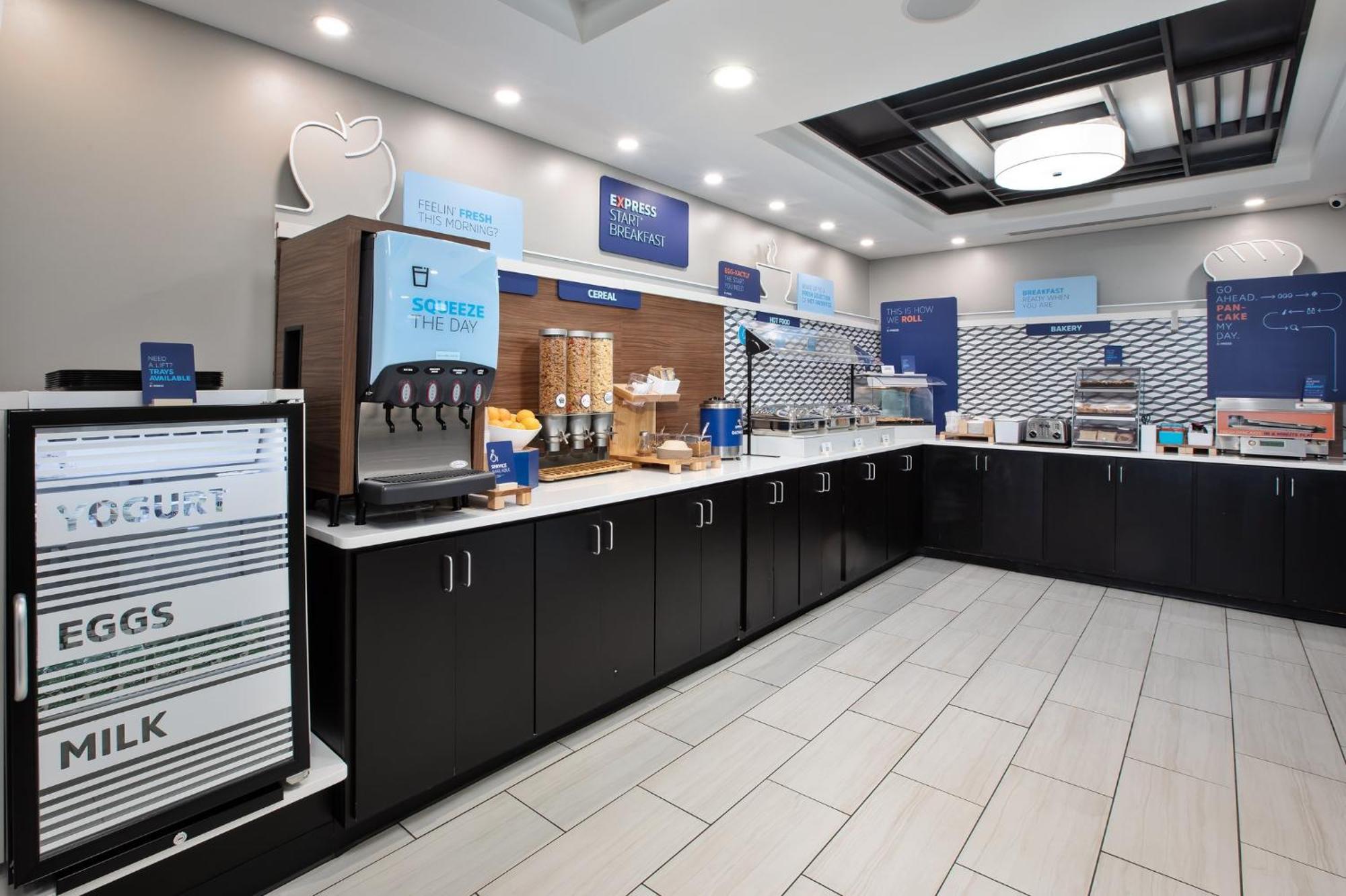 Holiday Inn Express & Suites I-26 & Us 29 At Westgate Mall By Ihg Spartanburg Ngoại thất bức ảnh